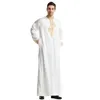 Vêtements ethniques Mode musulmane Col montant Broderie Dubaï Kaftan Robes Robe Pakistan Caftan Arabie Saoudite Jubba Thobe Abaya Islamique