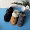 Designerstövlar levererade inom 24 timmar avslappnade sportsandaler Ugity Australian Plush Binding Cotton Towed Sheep Leather Women's Slippers Winter Warm