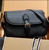 Sac de créateur Sacs à bandoulière Sacs à main de luxe Sacs de mode pour femmes Sac fourre-tout en forme de Y Classiques en cuir de veau noir Rayures diagonales Chaînes matelassées0