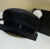 Berets Berets Brand Designer Caps Spring Summer Femmes Double lettre Stain Outdoor Cap VintageTrucker Hat