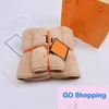 Quick-Drying Absorbent Towels Set Beach Towel Gift Wholesale factory outlet Coral Velvet Fashion Brand Bath Towel