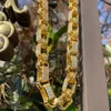 Подвесные ожерелья пузырьковые буквы 14 мм ящик для ожерелья мужской колье с кубическим цирконием кубинская цепная цепная цепная мода мода хип -хоп панк украшения 2023 Тренды 230822