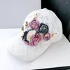 Ball Caps 202306-Shi Ins Style Summer White Lace Cloth Rose Flower Street Lady Baseball Cappello da baseball Women Leisure Visor Cap Capo