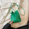 Вечерние сумки 10 цветов летняя мини -кросс -кузнечная телефонная сумка для женщин -дизайнер бренд сплетен чистый кожа кожа с ковкой сумочка