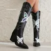 Boots Bonjomarisa High Square Heeled Western för kvinnor Knäspetsade toed cowgirls Knight Butterfly broderade stövlar 230823