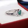 Wedding Rings 2023 Selling Green Zircon Heart Shaped Ornaments Fashion Women's Engagement Ring Love