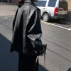 여자 가죽 가짜 흑인 겨울 재킷 여성 한국어 얇은 모토 여성 가을 ​​패션 스트리트웨어 레이디 외부웨어 바이커 코트 230822