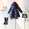 Giacca da bambina giù per bambina inverno inverno inverno imbottiti adolescenti per cuccioli lucidi con cappuccio giubbotto cappotto per bambini abiti da bambino 314y J230823