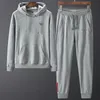 Set Troiits Erkekler Tasarımcı Erkekler Bayanlar Takip Takım Kapşına veya Pantolon Sweatshirts Fermuarlar Mektuplar Baskılı Sonbahar Kış Erkekleri Spor Giyim Plus Boyut 3XL 4XL 5XL