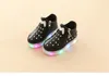 Sneakers Baby Infant Girls Crystal Bowknot Led Luminous Buty Butterfly Namka urocza swobodne noszenie małego białego buta SH19050 230823