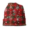 Berets Christmas Snowflake Tartan Bonnet Hat Knit Men Women Fashion للجنسين البالغين.