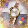 Klassieke populaire dames kleine wijzerplaat sapphire spiegel vol roestvrijstalen klokkruck quartz beweging goed uitziende armband zakelijke casual horloges montre de luxe