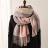 Halsdukar lyxig rutig halsduk vinter varm kashmir kvinnor lång pashmina foulard kvinnlig dam tassel sjal wraps rese poncho filt 230823