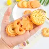 Decorative Flowers PVC Simulation Soda Sandwich Cookies Artificial Food Toy Model Diy Doll House Props Toys Fake Pography