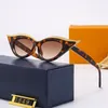 Fahion Cat Eye Glass Women Designer Luxus polarisierende Sonnenbrille Marken Voller Frames Goggle Brille für Unisex Summer Beach Holiday Adumbral