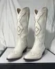 Laarzen bonjomarisa witte cowboy western knie high laarzen ontwerp dikke hiel puntige teen slip op herfst lange laarzen bevrijden casual schoenen 230822