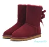 Fashionable men's and women's shoes Mini snow boots Sheepskin plush warm boots Comfortable waterproof boots Beautiful gift