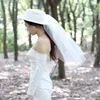 Cabeças de cabeceiras elegantes chapéu de cetim branco para mulheres de casamento de pássaros de casamento com véu
