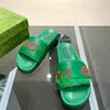 Chinelos de letra marca de moda de verão grossa solas de caldo redondos sandálias de carta