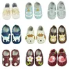 First Walkers 2023 Babyschoenen zachte koe leergeboren laarsjes voor baby's jongens meisjes baby peuter mocassins slippers prewalker 230823