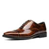 Chaussures habillées Hommes de luxe chaussures en cuir verni automne marque designer mode britannique Oxfords hommes bureau chaussures formelles à lacets chaussures noires 230822