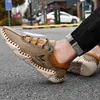 Tênis de tênis de vestido Sapatos masculinos estilo de costura leve sapatos de condução confortáveis ​​pães casuais esportes ao ar livre tênis de cor sólida 230822