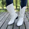 أحذية مطرزة بيضاء Western Boots Women Autumn Slip on High Highs Cowboy Boots Woman بالإضافة إلى حجم 43 من إصبع القدم الأوسط Mid Calf Botas 230822