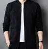 Мужской дизайнер свитера Новый повседневное кардиганское джампер -джампер для модных полосатых карманов.