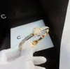 Marca de luxo pulseira pulseira design de moda diamante preto carta pulseiras mulheres casal amor pulseira rosa ouro 925 prata incrustada jóias 1.1 com logotipo original
