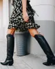 Boots Black Western Boots Women Wedge Heels Knee High Boots Fashion مدببة إصبع القدم أحذية شتاء على حذاء راعي البقر بوتاس Mujer 230822