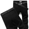 Clearance Jeans Männer Marke Desginer Fashion Stylish Herren Jeans Mode Lange Straight Black Denim Mens Jean männlich Jogger Trouse286e