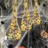 Inne świąteczne zapasy imprezy Halloween wiszące pająki jaja z światłami Realistyczne pająki nawiedzone rekwizyty domu do halloweenowego wystroju na zewnątrz L0823