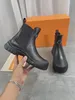 23S Женские ботинки с лодыжкой мотоцикл Bottes Bottes Chelsea Boots Elegant Girl Классический дизайнер Ruby Ancle Boot Martin Platform Platform Slip-On Luxury Shoes Flat с коробкой 35-41