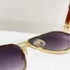 Sunglasses For Men and Women Designers 0652 Style Anti-Ultraviolet Retro Eyewear Full Frame Glasses Random Box
