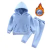 ROMPERS 1 8 -Jährige Hoodie Sport Outfits für Jungen Mädchen Winter Kinder Dicke Kleidung Set Fleece Long Sleeve Tracksan Casual Clothes Anzug 230823