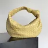 Italia Jodie Bolso Trabajo hecho a mano Tejido de cuero Tote Bolsas para las axilas 10a Bolso de hombro de piel de cordero de grado suave Cremallera Piel de oveja suave Moda Hobos Bolsos de diseñador