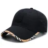 Män designer cap kvinnor lyx baseball cap klassiska hattar för män justerbara kupol hattar med bokstav svart vit bekväm solskade andningsbar utomhus unisex cap