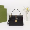 Nieuwe luxe schouderhandtassen leer mode klassieke kettingtas brief vrouw crossbody zwarte portefeuilles