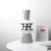 Nordische geometrische Keramikvase Schwarz -Weiß -Flasche Skandinavische Moderne für Home Schreibtisch Dekoration Wohnzimmer Hauswarming Geschenk HKD230823
