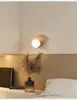 벽 램프 북유럽 나무 나무 새 램프 거실 식당 통로 입구 침대 옆 유리 갓 샤드 LED 가구 간단한 장식 조명