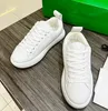 Designer Sneakers en cuir de veau Casual Chaussures hommes femmes vintage en daim formateur réfléchissant sneaker mens plate-forme chaussure White Suede Navy femmes de luxe