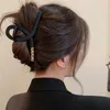 Kopfbedeckungshaarzubehör Großer schwarzer Clip für Frauen Mode französische elegante Haargräbchen Koreaner Brief Klauen Clips Mädchen Haarnadeln 230823