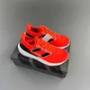 AD Designer Luxury ULTRABOOSTs LIGHT Sneaker Casual Low Platform Shoes Mens Womens Couple Outdoor Gym Running Baskeball Shoe