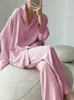 Frauen Nachtwäsche Linad Pink Pyjamas für Frauen 2 -Stück -Sets Lose Langarm weibliche Freizeithose Anzüge 2023 Herbst Nachtwäsche Solid