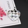 Collane a sospensione a base di conchiglia naturale mosaico squisito guscio a forma di cuore Ciondoli per gioielli che producono una collana fai-da-te accessori
