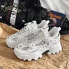 Höjd ökande skor mäns skor harajuku stil mesh andningsbara avslappnade sneakers mode khaki öka plattform vattentäta skor våren 230822