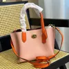 Willo Tote Bags Tote Women Designer Buckets Luxurys Luxurys Handbag Counter Sender Bright Leather Designer Luxury Crossbody Bucket 220309