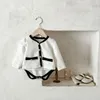 Barboteuse pour enfants, vêtements de printemps et d'automne, costume pour bébé fille, manteau en coton, grand short en PP, ensemble deux pièces, né 230823