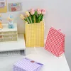 Present Wrap 5st Plaid Bag Standing Paper Birthday Party Wedding Supplies Wrapping Hospitality Flower