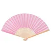 Andra evenemangsfestleveranser 2040pcs Personlig graverad Silk Hand Fan Wedding Fold Fan Vintage Fans Anpassade bröllopsfavorit 230824